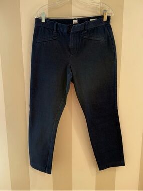 Gap women’s signature skinny ankle dark wash denim 
Size 12